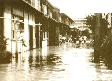 豪雨の画像