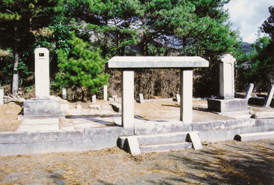 伊木氏墓碑（3代～13代）の画像