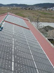 平成22年ソーラー発電パネル設置の画像