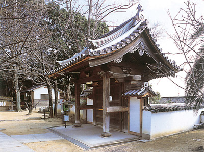 本蓮寺 山門の画像