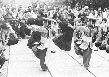 通信使が伝えたと言われる紺浦地区の唐子踊りの画像