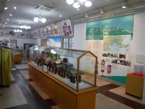 牛窓海遊文化館内の展示風景の写真