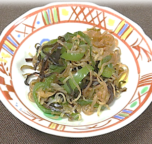 ピーマンとしらたきの昆布炒めの画像