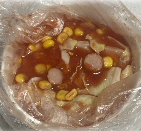 トマト缶とキャベツのスープの画像