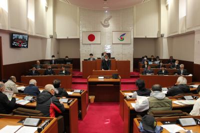 総務文教班の報告の様子