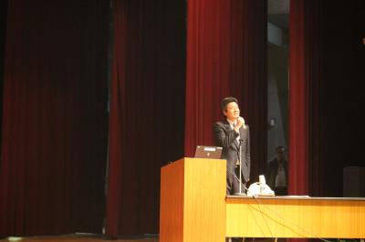 戦国歴史研究者、若手の雄、森脇崇文先生