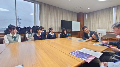 「高校生de作る音楽会」実行委員の皆さんとの意見交換①