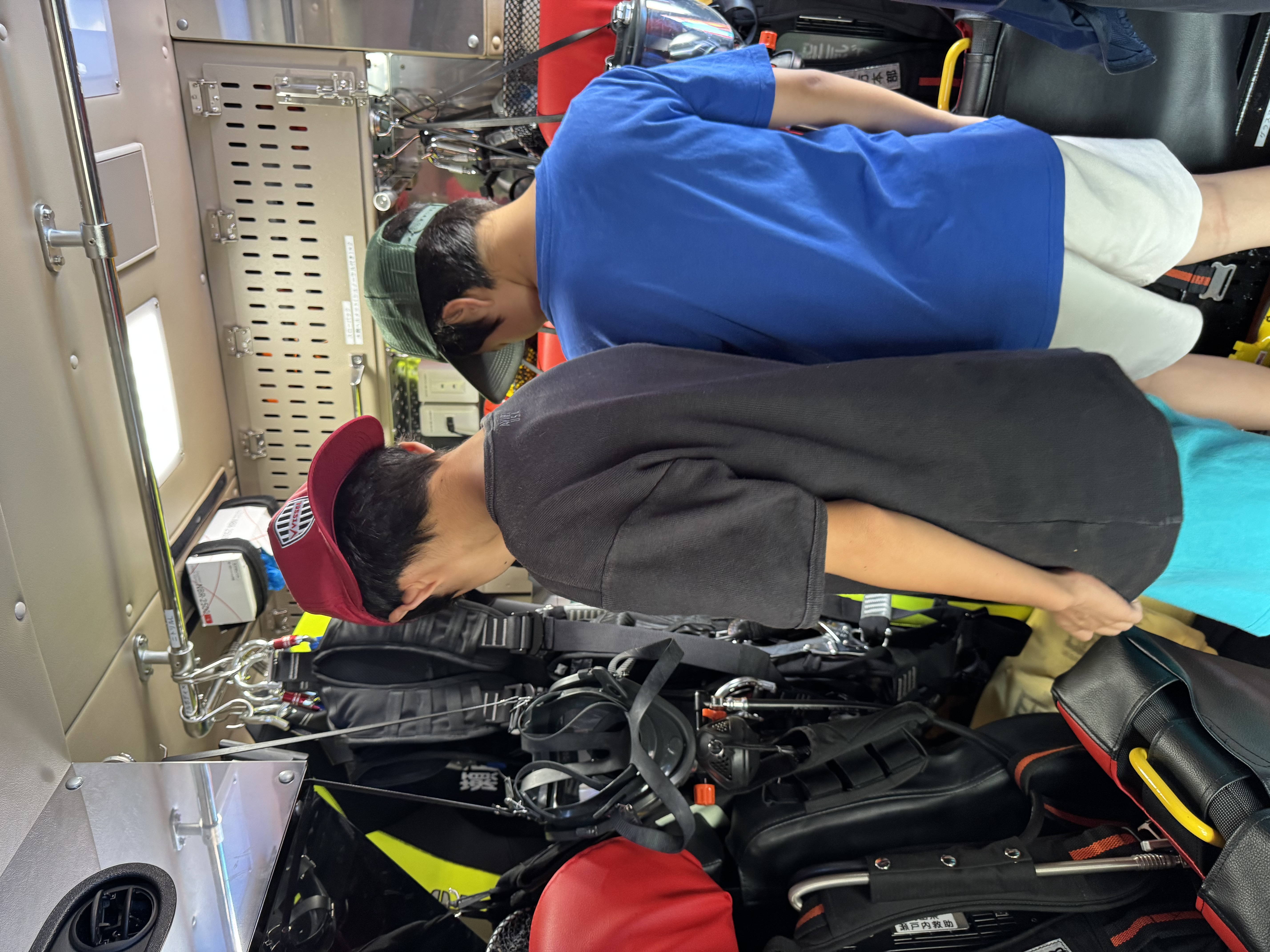 車内