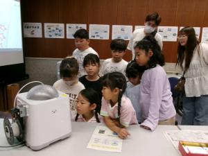 動かしてみると子どもだけでなく保護者の目も輝きました！