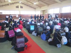 R7邑久中入学説明会1